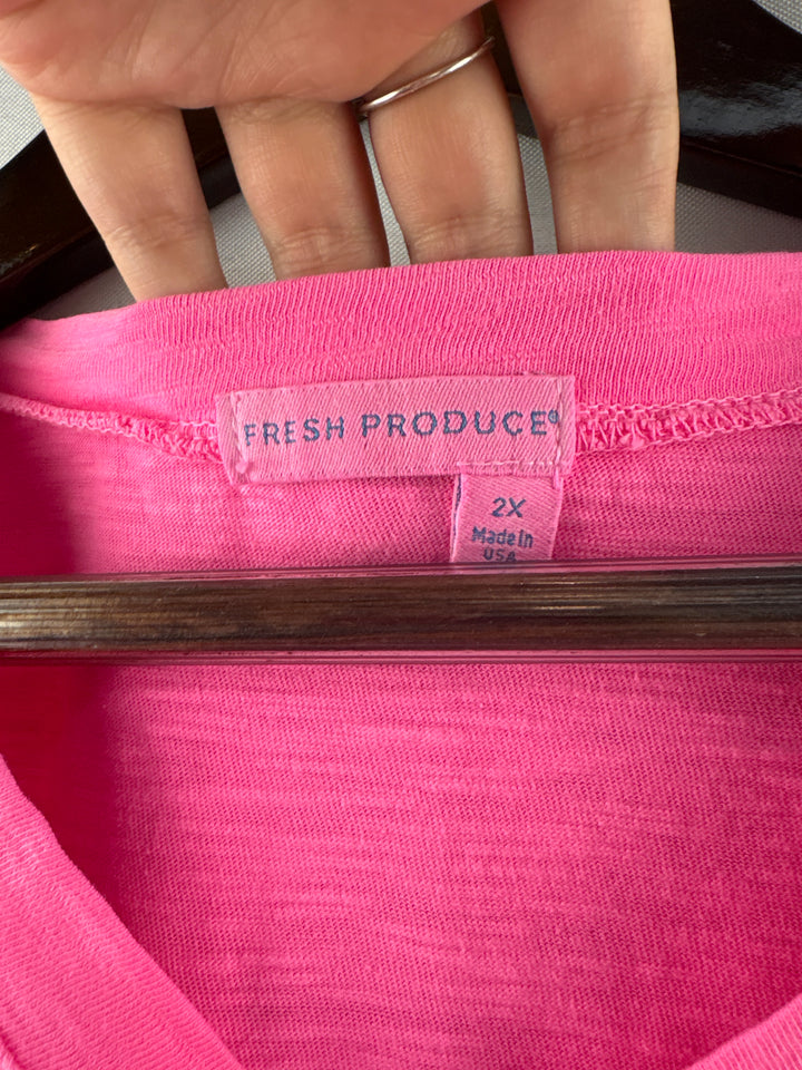 Women’s Fresh Produce Size 2X Highlighter Pink V-Neck Shirt