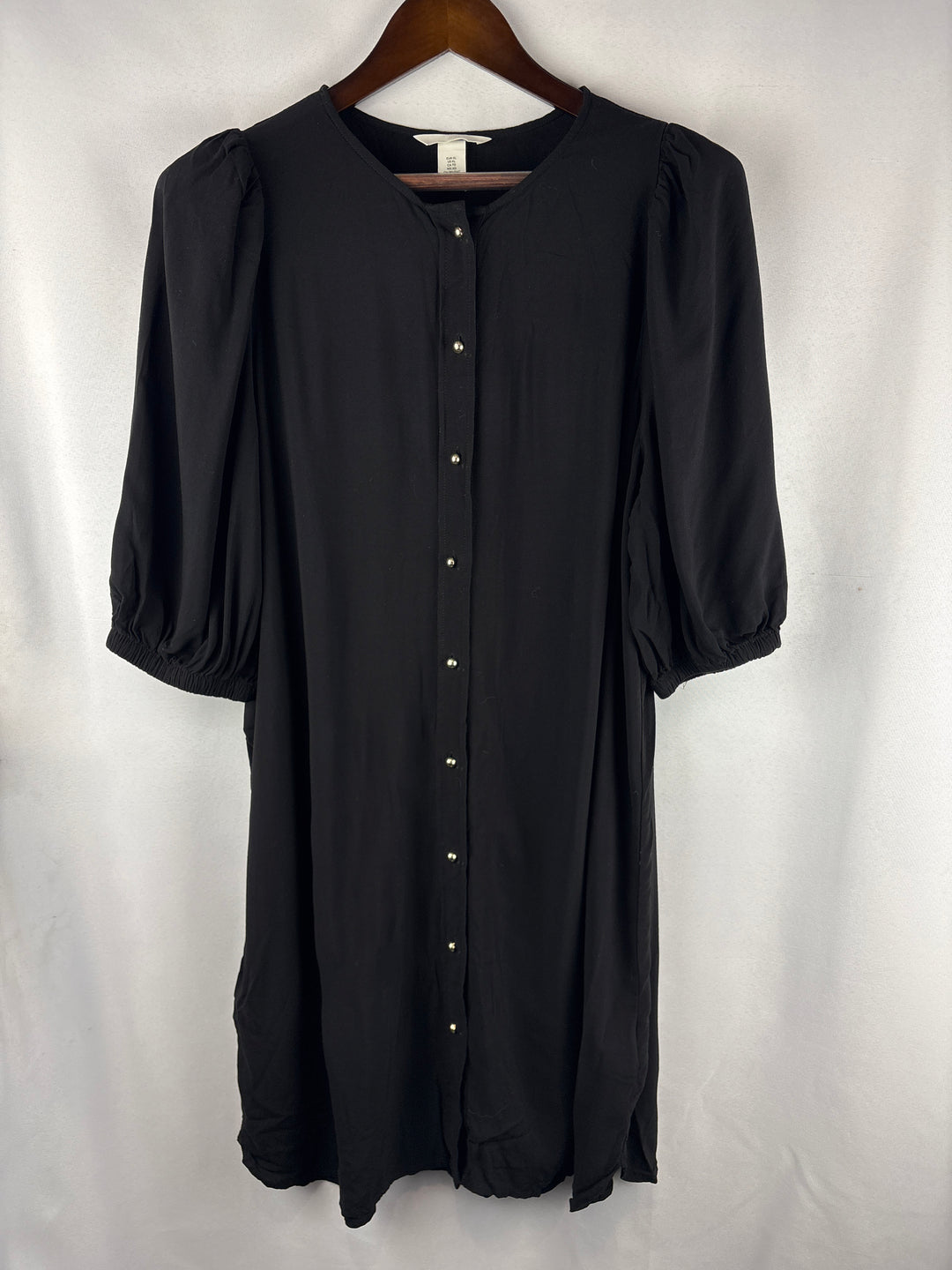 Women’s H&amp;M XL Black Short Sleeve Midi Dress