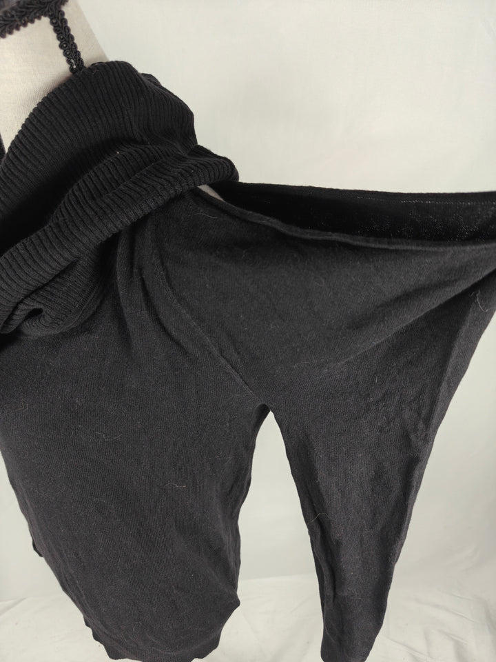 Women’s Michael Kors Cold Shoulder Cowl Neck Sweater Black Size Medium