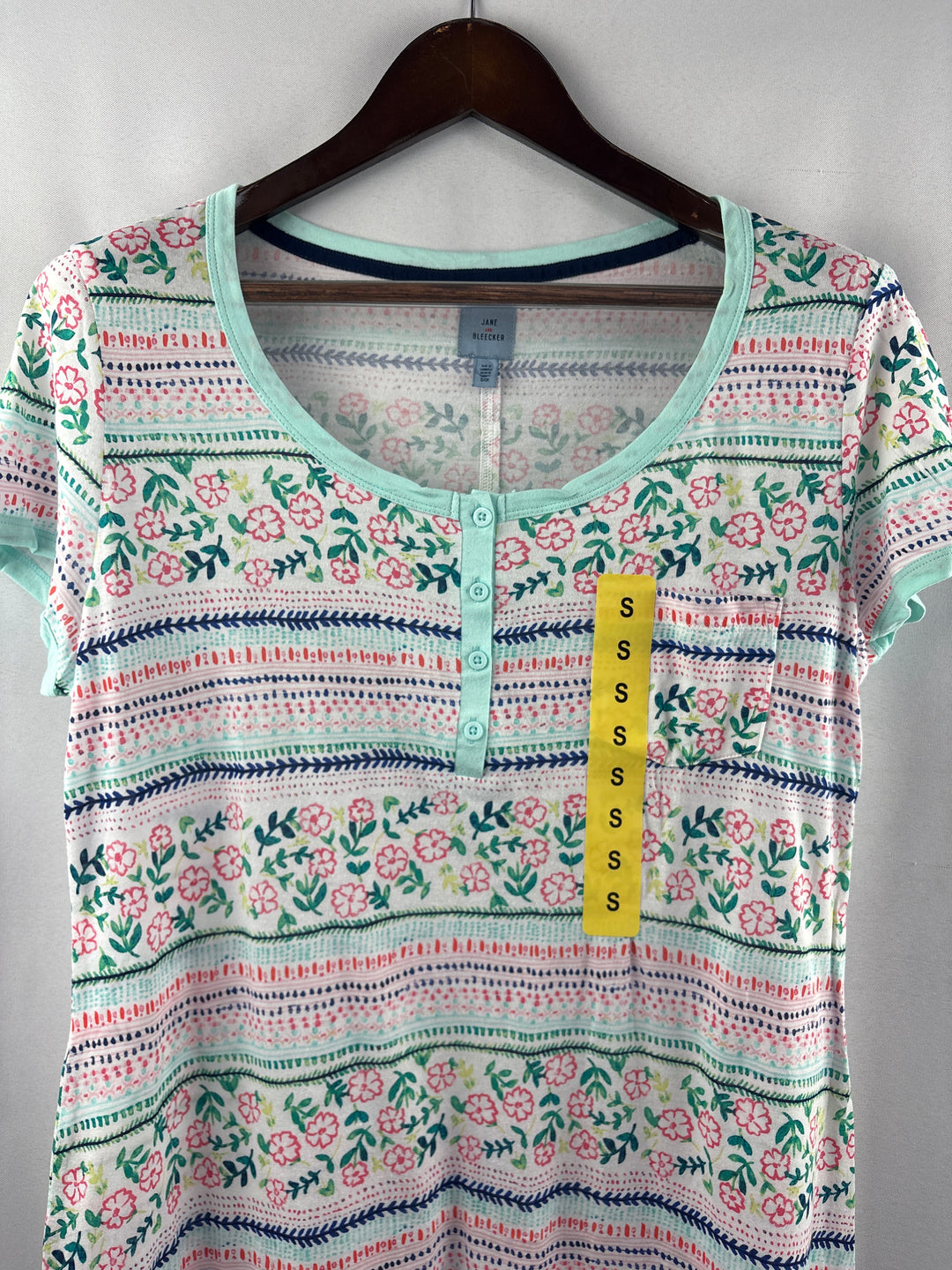 Women’s Jane and Bleecker Small Multicolored Patterned Henley NightGowns