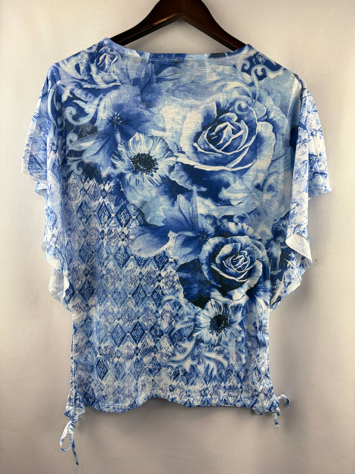 Women’s Style&Co Medium Blue & White Floral Short Sleeve Blouse
