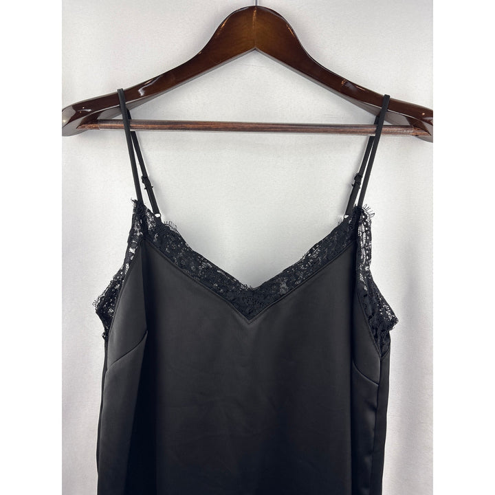 Women’s Halogen Petite Medium Black Satin Cami s/ Lace Details