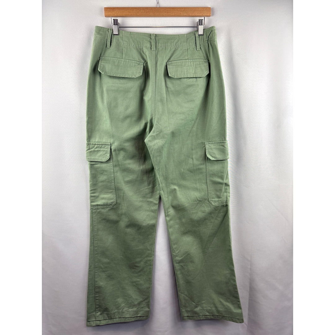 Women’s Mi Ami Francesca’s Large Leaf Green Cargo Pants w/ Floral Embroidery
