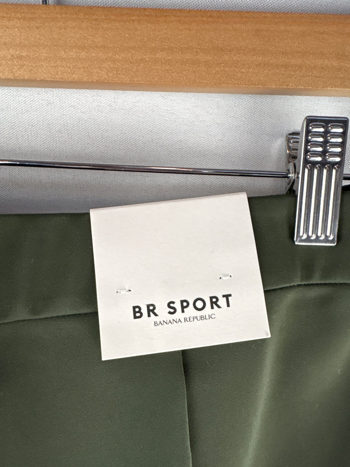 Women’s BR Sport Size 4 Dark Olive Green Sports Leggings