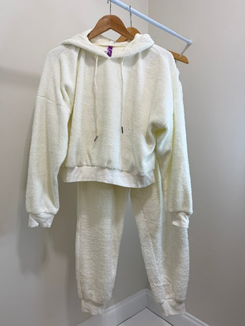 Adore Me Ultra Soft Plush Cream Hoodie and Jogger Lounge Set XL