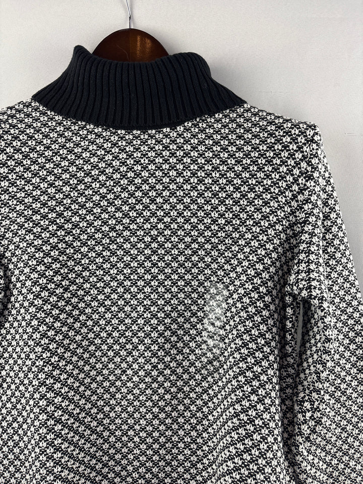 Women’s Karen Scott Small White &amp; Black Patterned Turtleneck