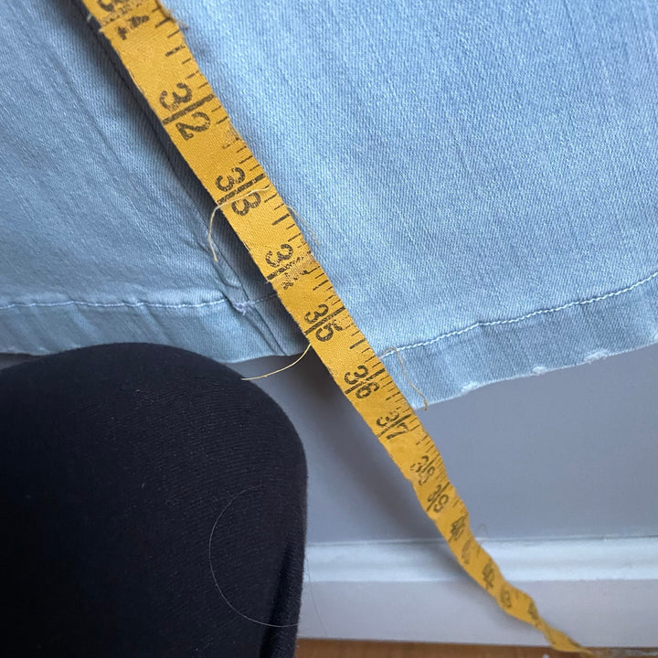 Spanx NWT Bootcut Light Wash Light blue Stretch Pull on Flare Jeans size XS Tall