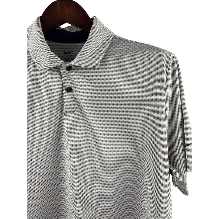 Men’s Nike Medium Green & Black Patterned 3/4 Button Dri-Fit Shirt