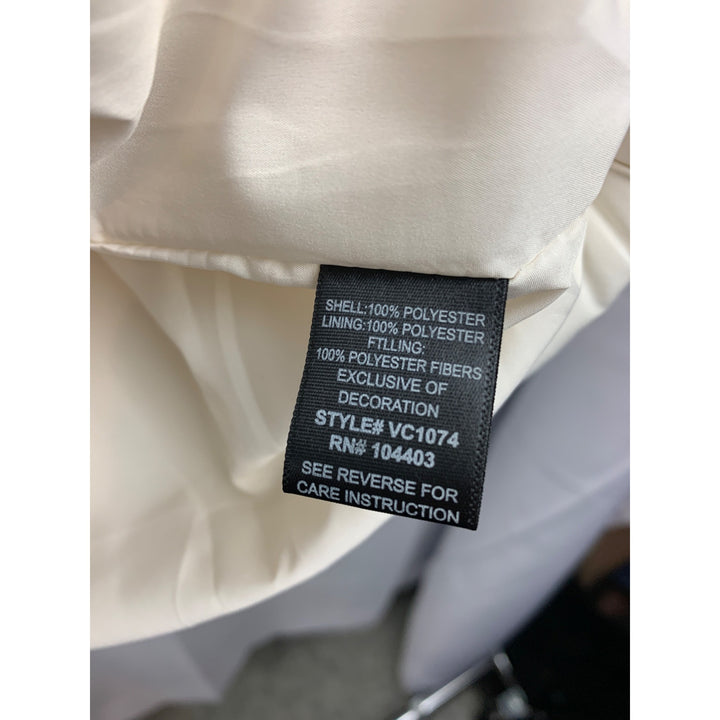 Women's Altar’d State White Puffer Vest Size L