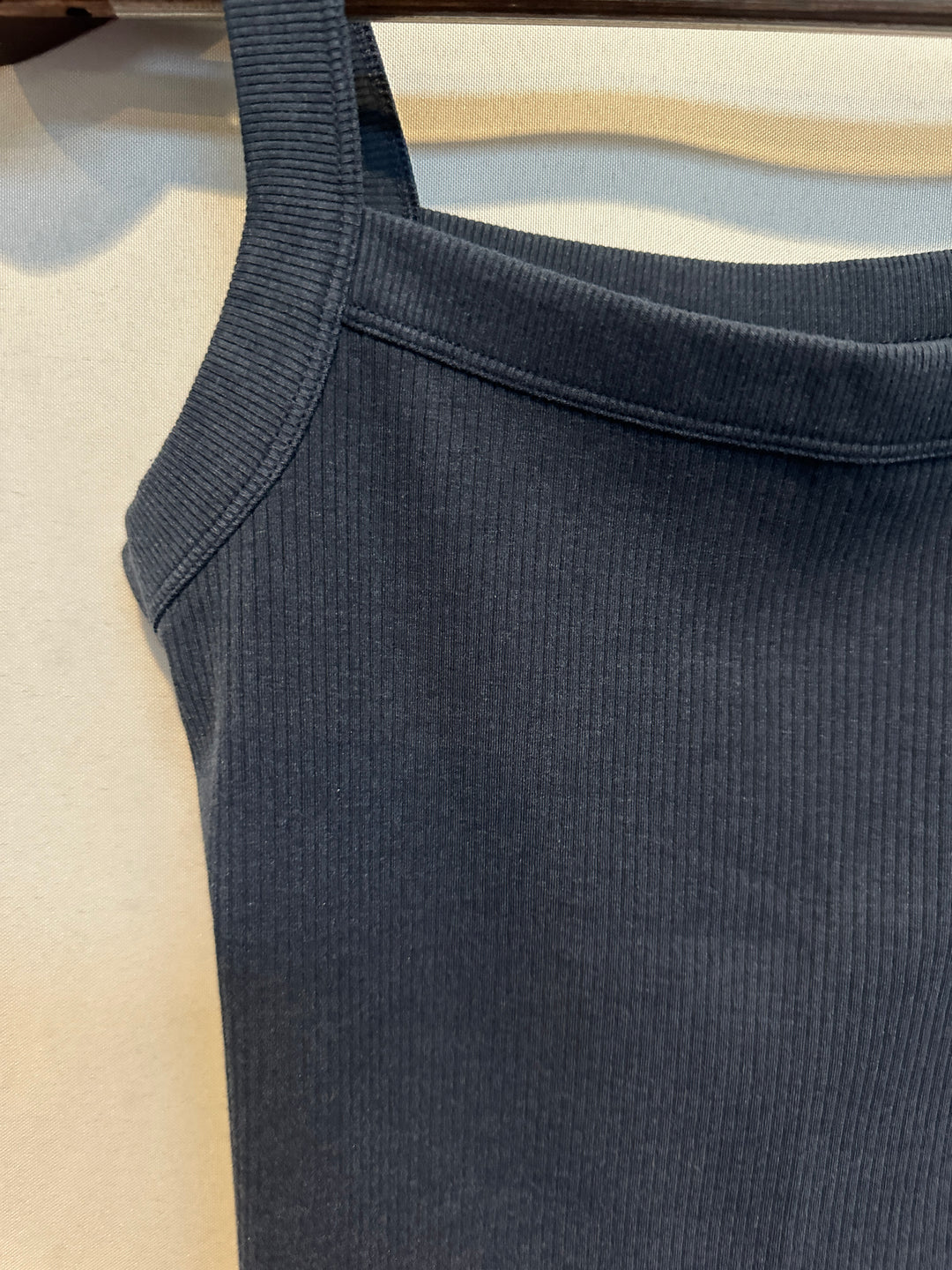 Women’s American Eagle Dark Blue Ribbed Tank Top Size M