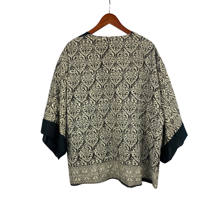 Marada Womens Kimono Jacket Black & Beige Floral Pattern