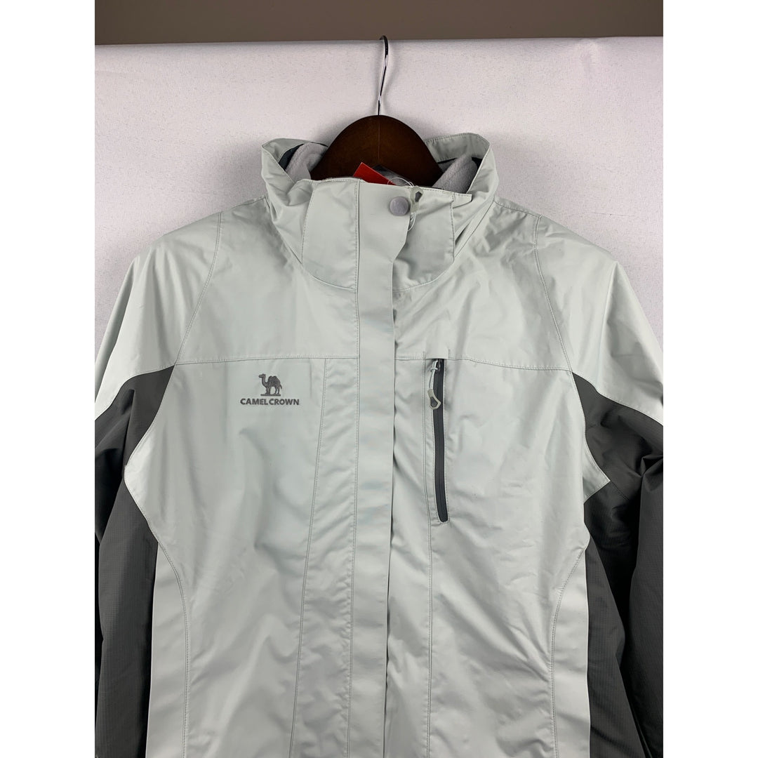 Women’s NWT Camel Crown Gray 3 in 1 Outdoor Jacket Size L