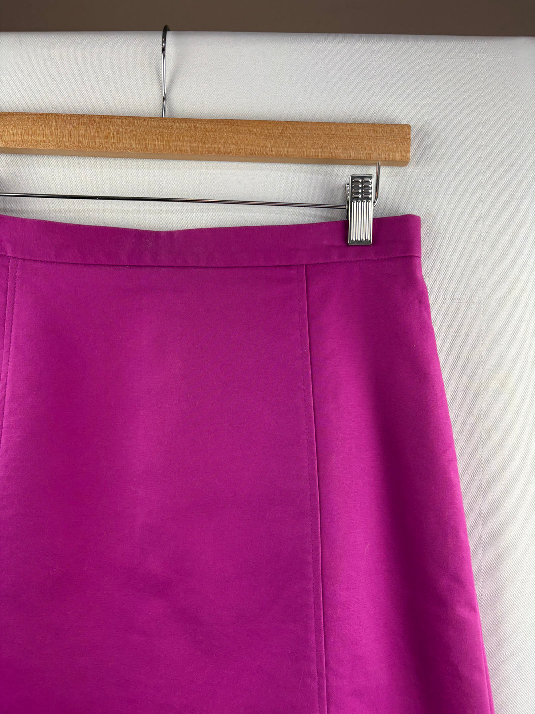 Women’s Vince Camuto Size 6 Vibrant Purple Pencil Skirt
