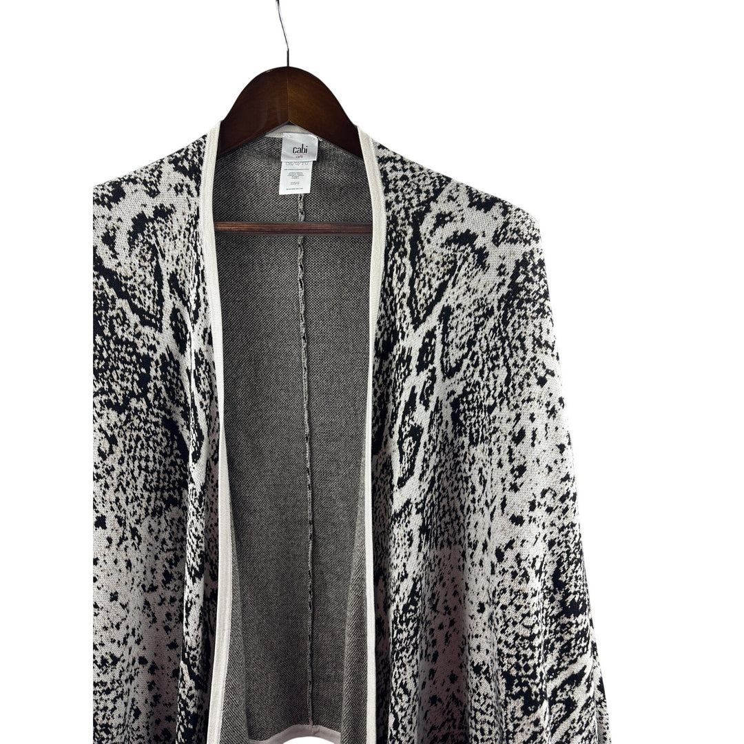 Women’s Cabi One Size Fits All White & Black Snake Skin Patterned Shawl