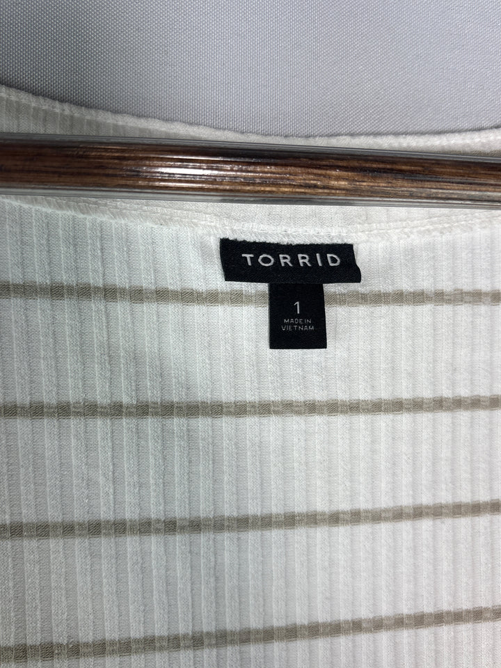 Womens Torrid Size 1X White Beige Striped Ribbed Button Up Tank Top