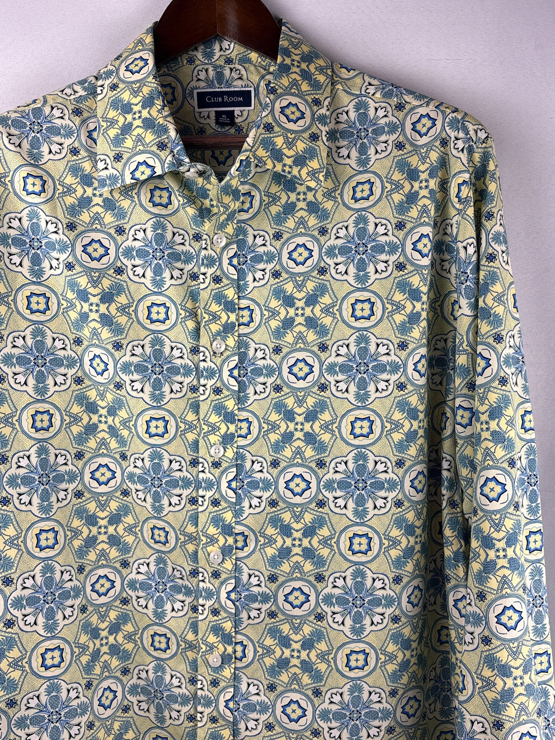 Men’s Club Room XL Yellow &amp; Blue Patterned Button Down