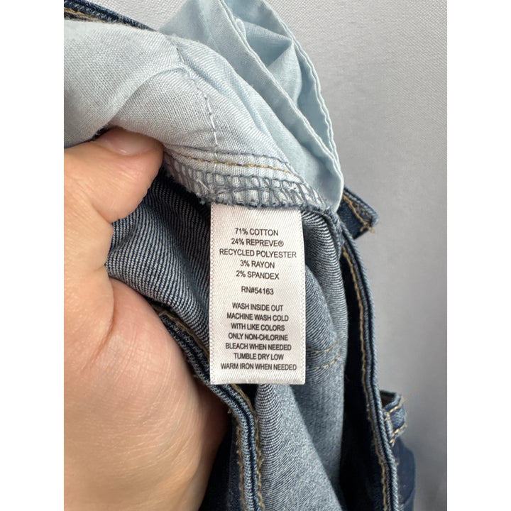 Women’s Marc New York Size 10 Two Toned Blue Wode Leg Jeans