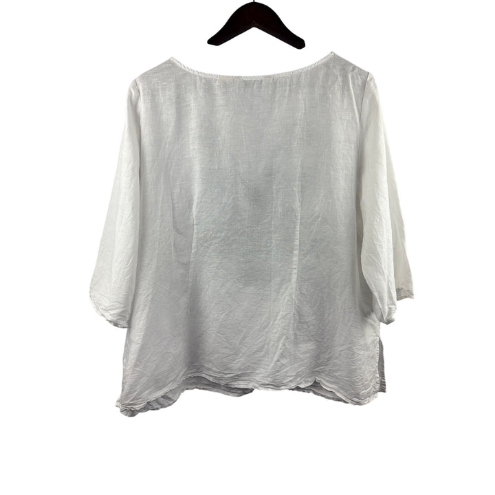 Women’s e-col-o-gie Size 1X White 3/4 Length Sleeve Blouse w/ Black Embroidery