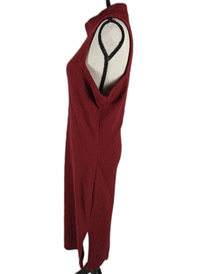 Women’s The Coverii Sleeveless Mock Neck Midi Dress Red Size Large