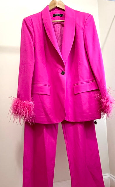 Finesse Hot Pink Feather‑Cuff Suit Set SzXL(14-16)  NWOT