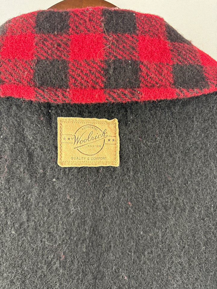 Women’s Medium Woolrich Black Vest w/ Red Plaid Accents