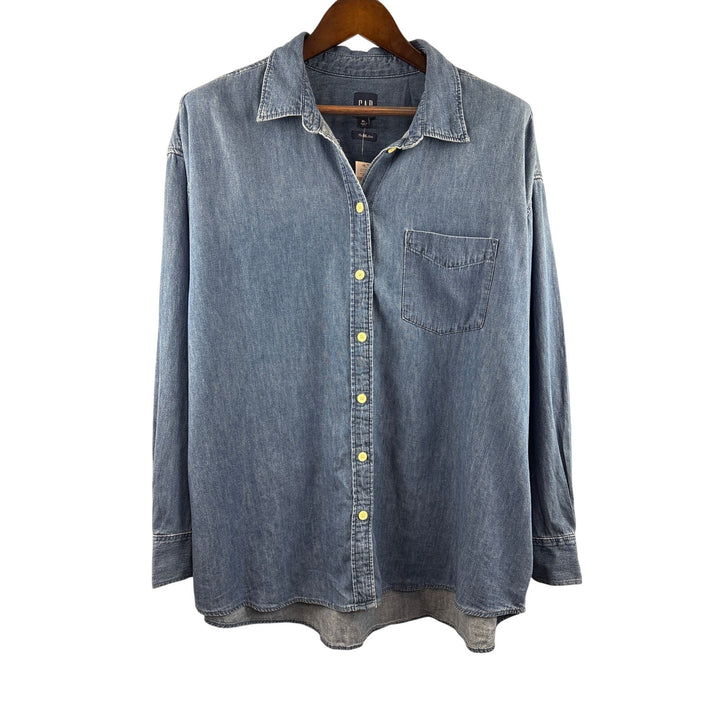 Women’s GAP XL Blue Medium Wash Jean Button Up Shirt