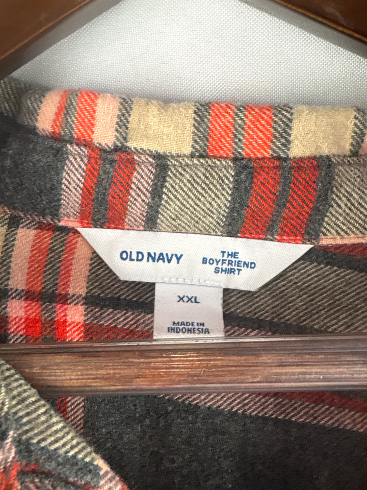 Women’s Old Navy XXL Gray, Red &amp; Tan Flannel Shirt