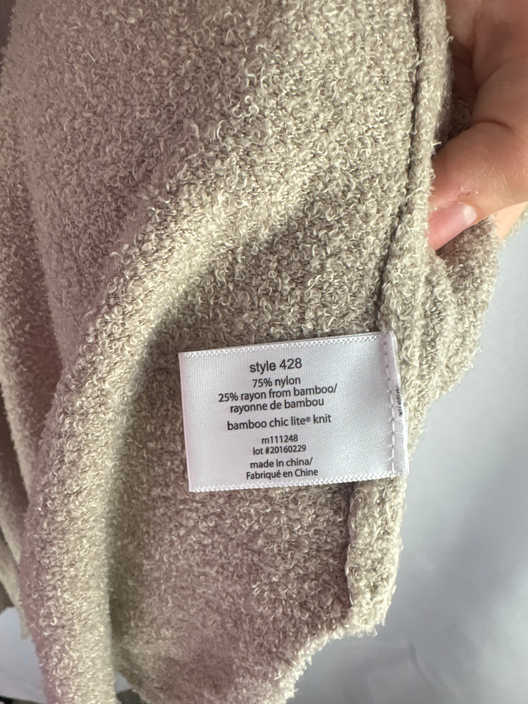 Women’s Barefoot Dreams Medium Beige Cardigan