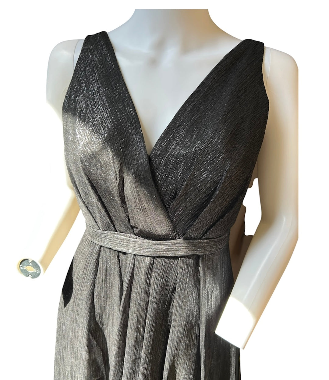 Monique Lhuillier Bridesmaids Size 2 Black Metallic Empire Plunge V-Neck Maxi Evening Dress Formal Wear