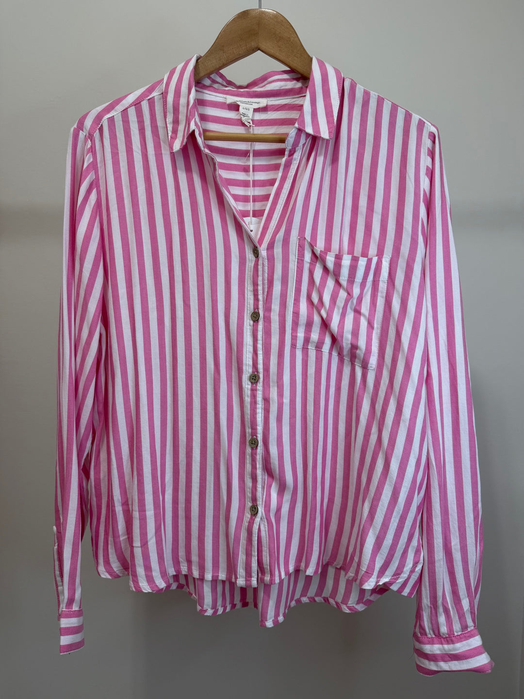 BeachLunchLounge NWT Pink White Striped Button Down Blouse Sz L