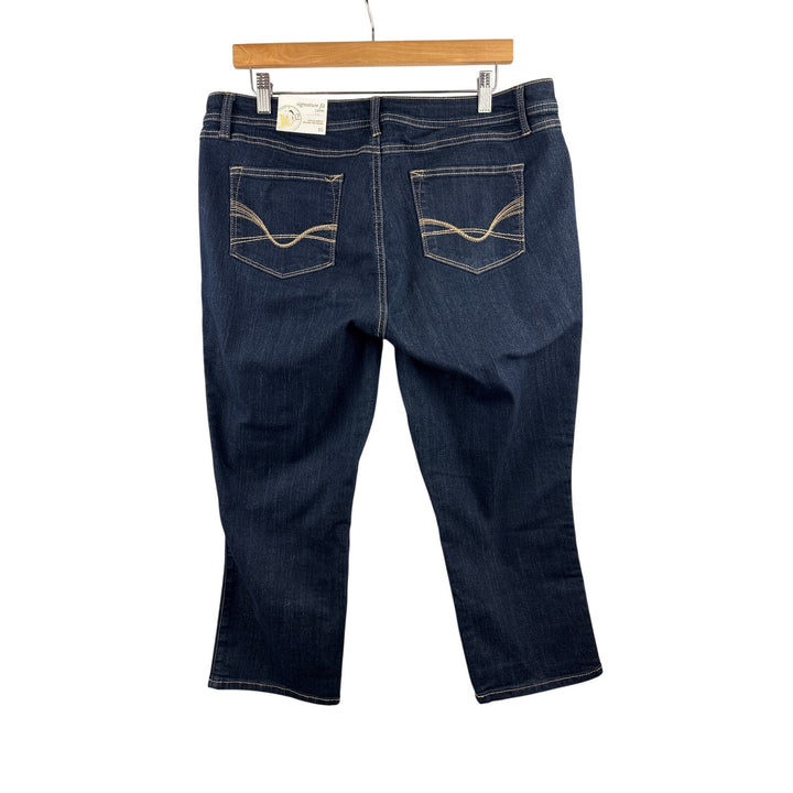 Women’s W62 Size 16 Dark Blue Capri Jeans