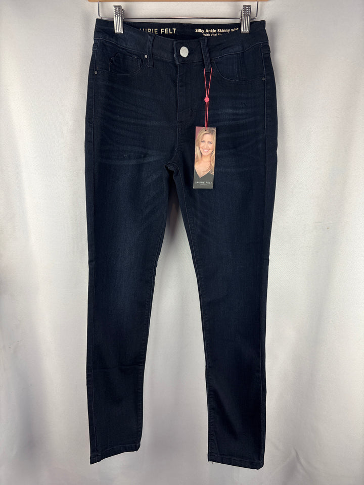 Women’s Laurie Felt Small Dark Blue Skinny Jeans