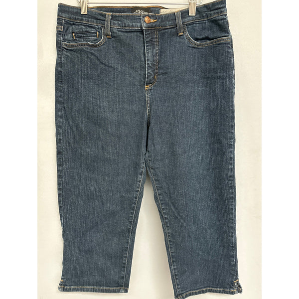 Women’s NYDJ Stretch Capri Jeans Size 16