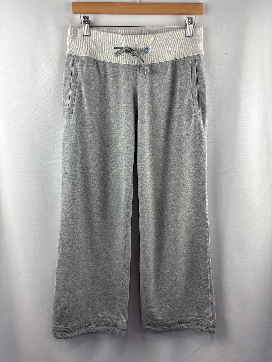 Women’s LuluLemon Size 8 Gray Wide Leg Lounge Pants