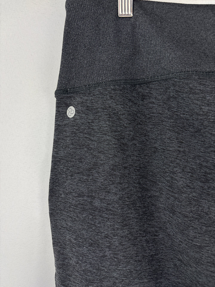 Women’s Zella XL Dark Gray Yoga Pants