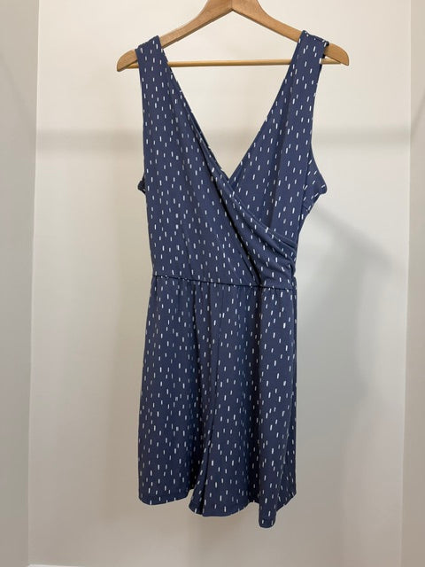 Mia &amp; Tess Criss Cross V Neck Romper Blue Print SzXL