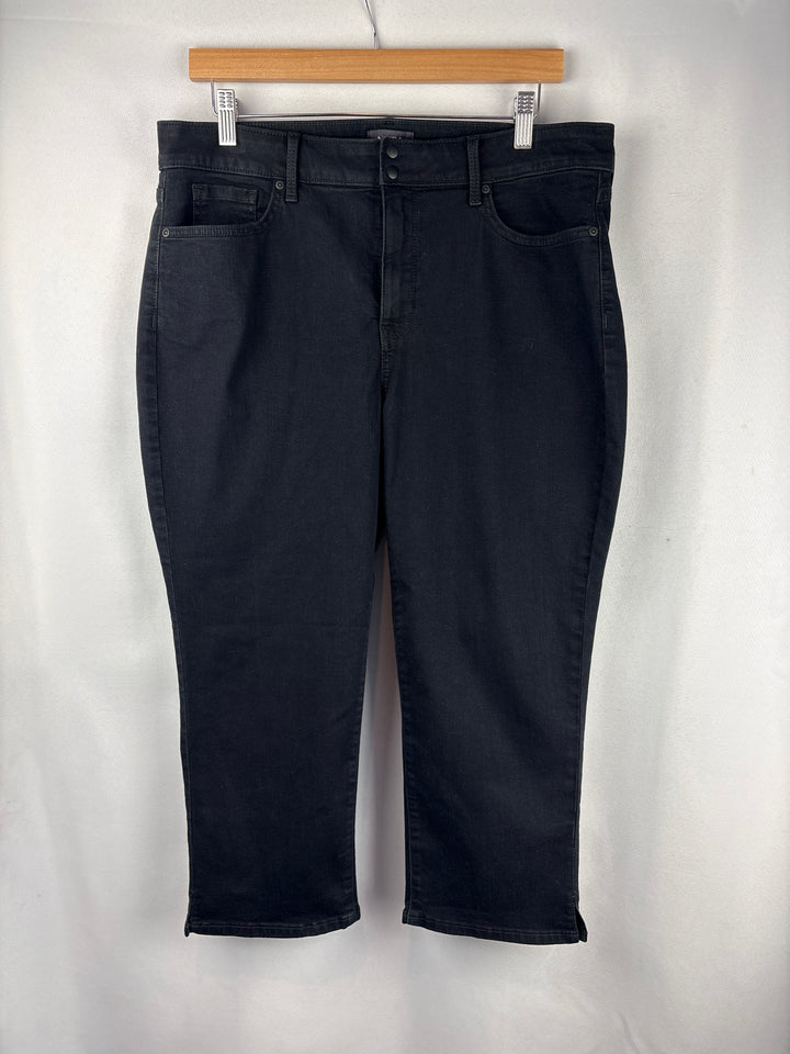 Women’s NYDJ Size 14 Black Denim Capri Pants