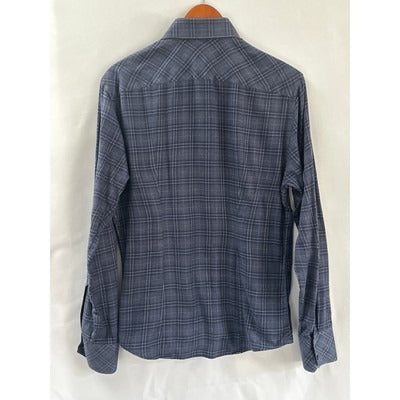 Men’s Zachary/Prell dark blue long sleeve button down size sm. 100% cotton