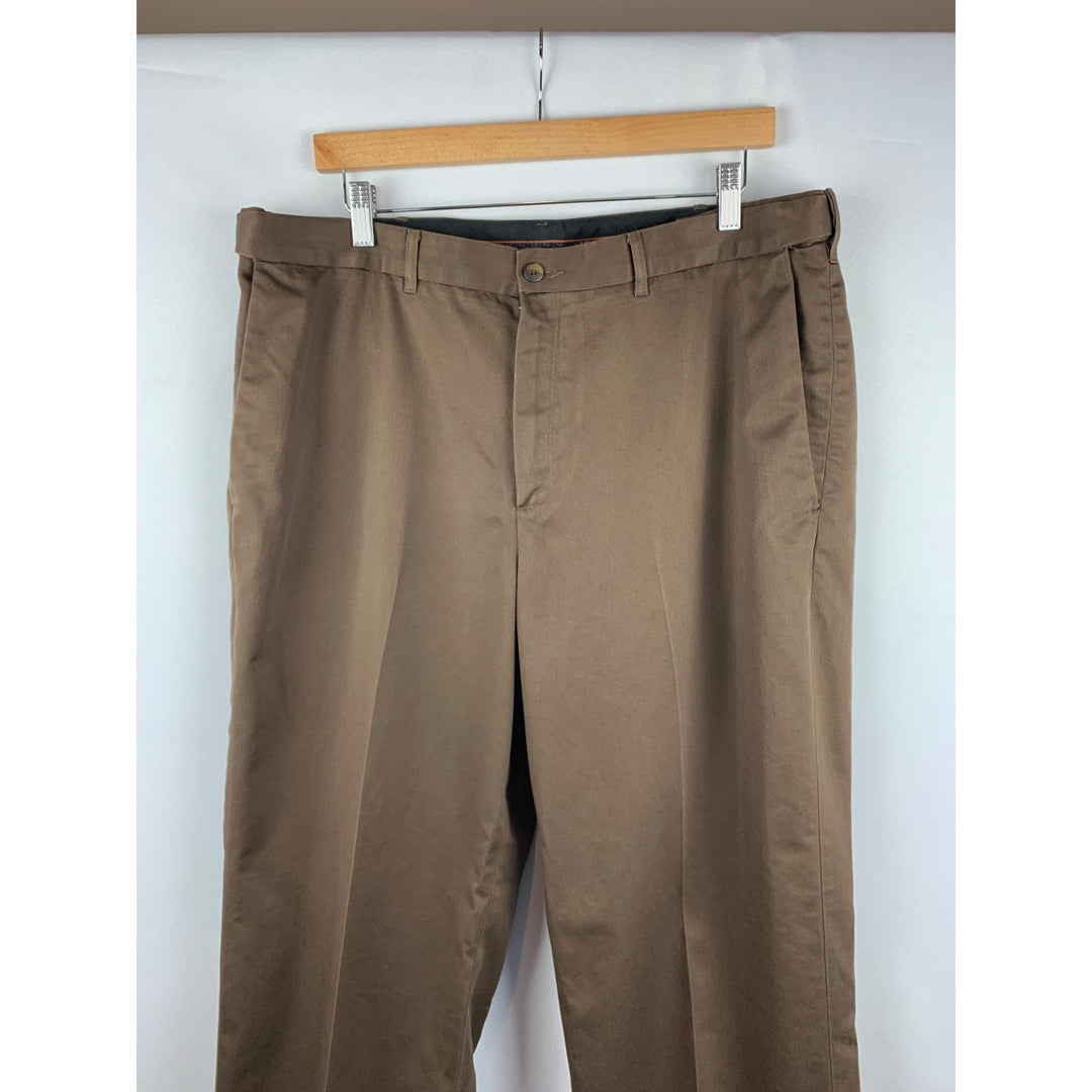 Haggar Mens No-Iron Khaki Pants 38X29 Brown