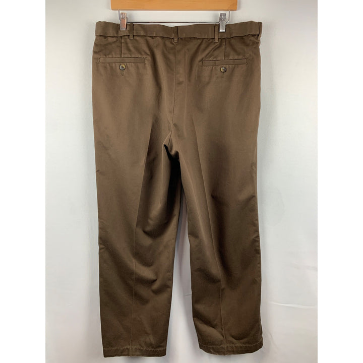 Haggar Mens No-Iron Khaki Pants 38X29 Brown