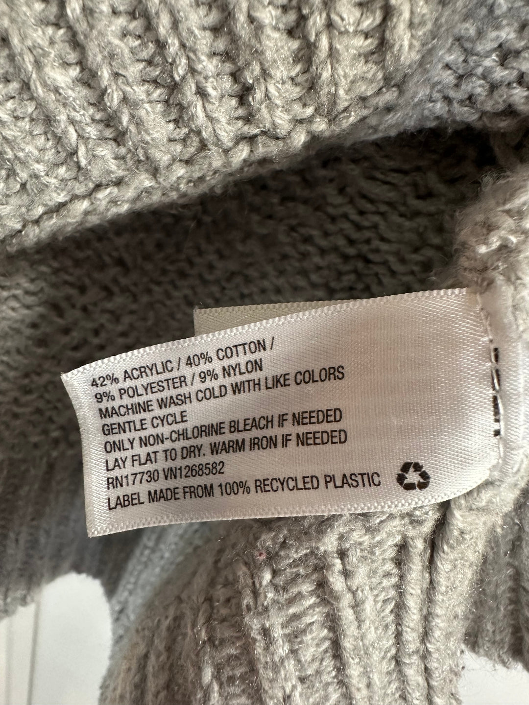 A New Day Womens Oversized White Gray Cable Knit Sweater Size XS