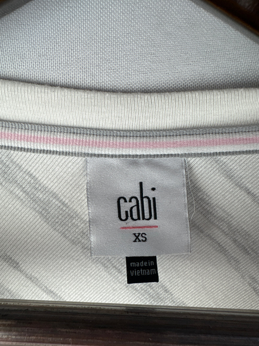 Women’s Cabi XS White w/ Gray Stripes Long Sleeve Shirt
