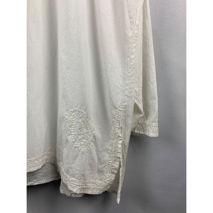 Women’s NWT Advance White Embroidered Cotton Shirt Size 2X