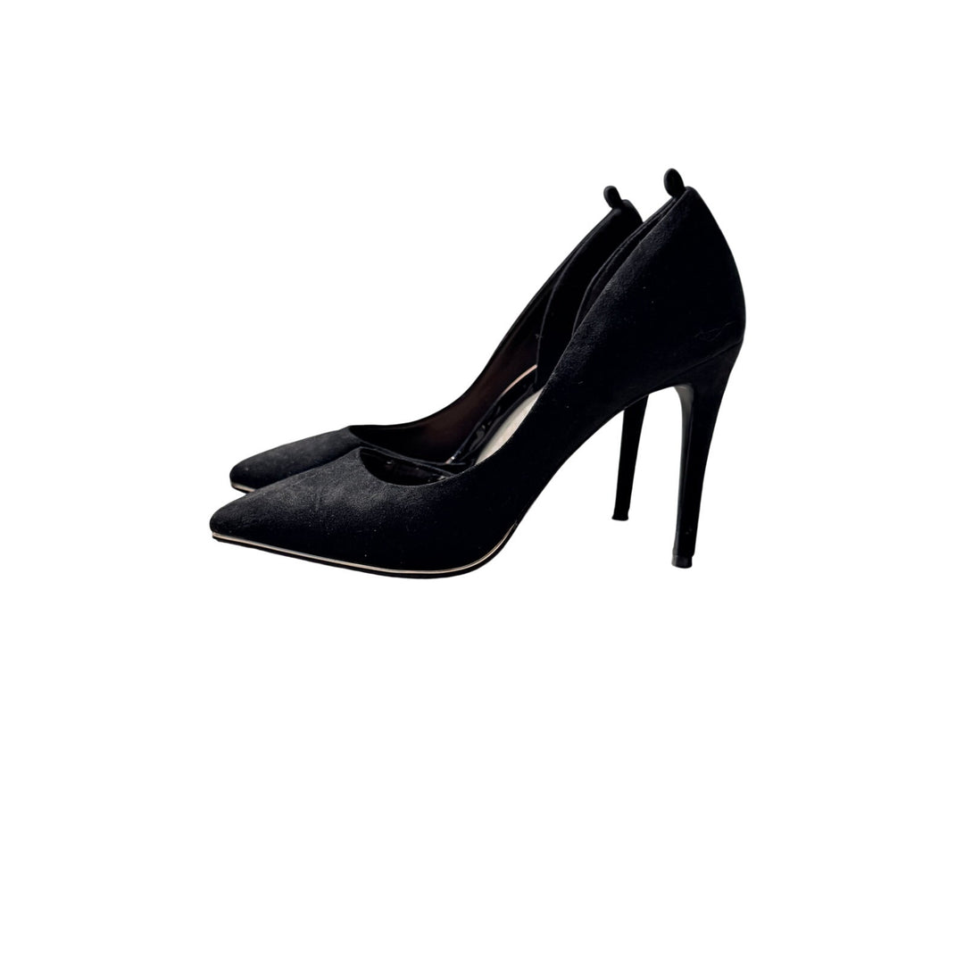 Call It Spring Size 8.5 Black Pumps