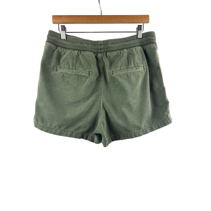 Women’s GAP Medium Army Green Lounge Shorts w/ Drawstring
