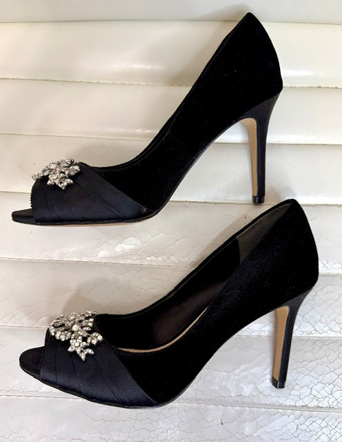 Nina Black Velour Jeweled Peep-Toe Heels Sz7