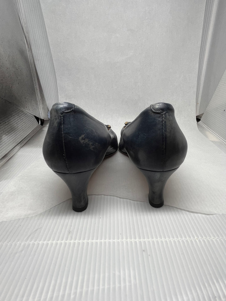 Vintage Bally Navy Blue Leather Pumps Made in Italy Size 6.5