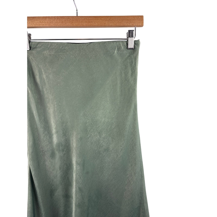 Women’s Nasty Gal Size 4 Sage Green Satin Midi Skirt