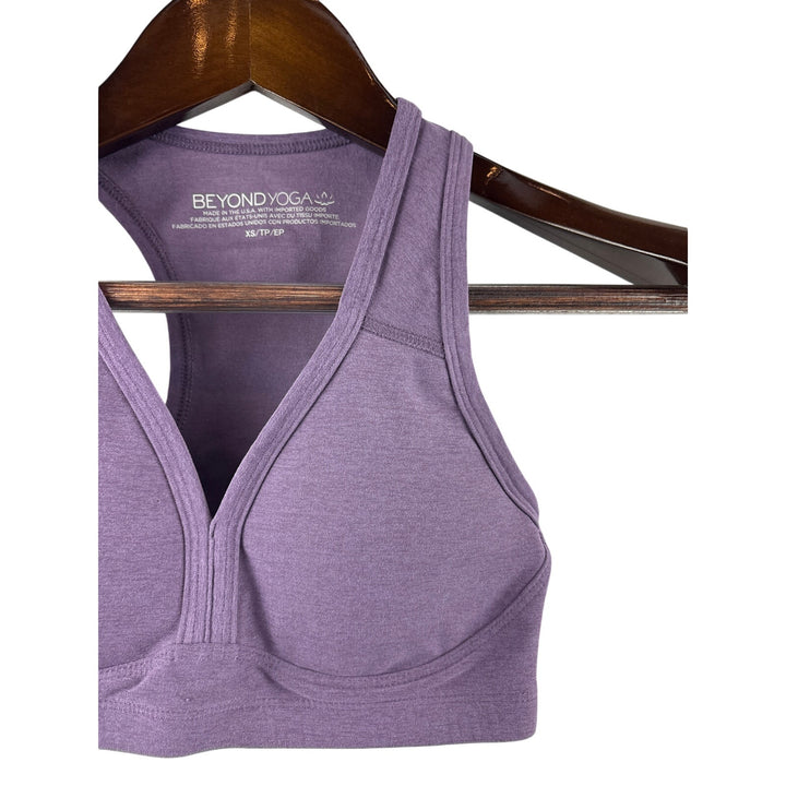 Women’s Beyond Yoga XS Purple Sports Bra