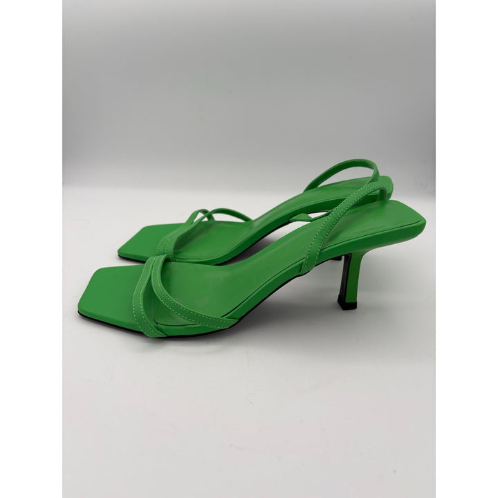 Women’s MMG Size 7.5 Bright Green Kitten Heels